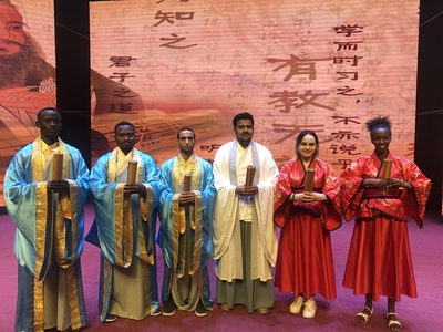 山東理工職業(yè)學(xué)院教育部人文交流經(jīng)世項(xiàng)目教學(xué)團(tuán)隊(duì)喜獲新榮譽(yù)，文化橋梁再添星光